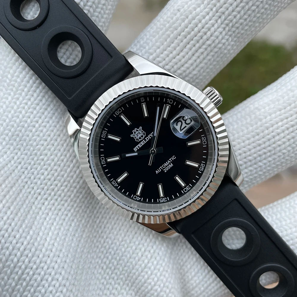 Steeldive SD1933 New Arrival 39MM Stainless Steel Case Sapphire Glass NH35 Automatic Dive Watch with Date