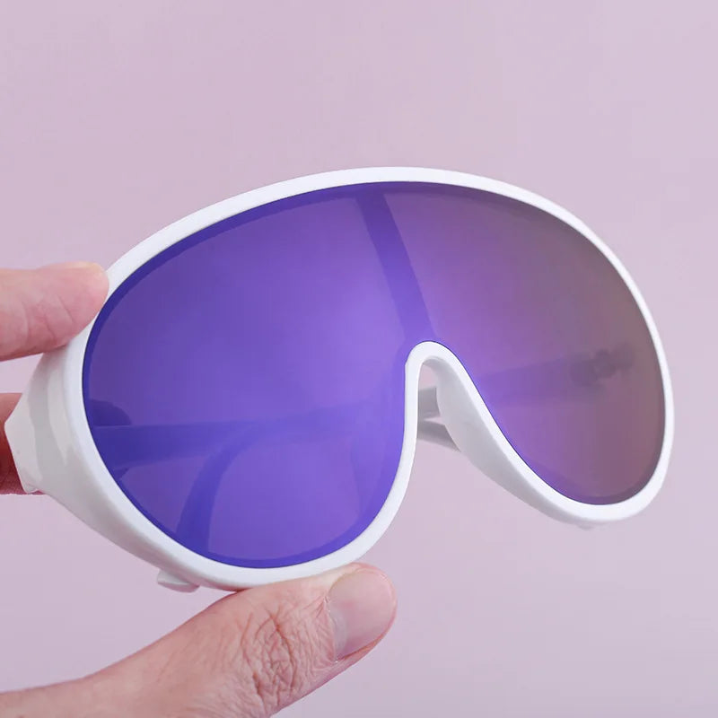 Trendige, übergroße Einteilige Sonnenbrillen für Damen und Herren – Luxusmarken-Designer-Sonnenbrillen – Modische Sonnenbrillen – Große Brillenfassungen