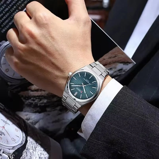 Reloj para hombre CURREN 8439: modelo de una gran marca, estilo lujoso y profesional, resistente al agua, de acero inoxidable, tipo militar, con movimiento de cuarzo.