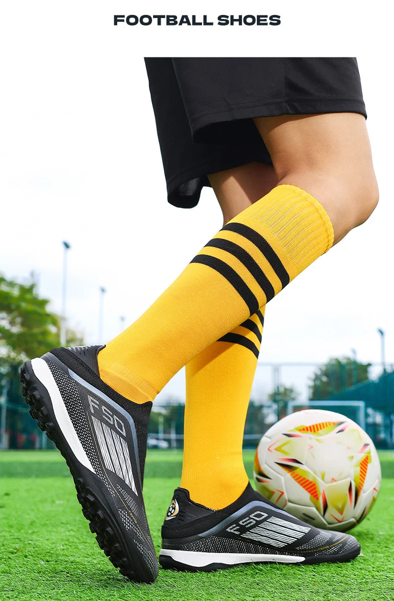 New Men's Football Boots Turf Comfortable Soccer Shoes Sport Fg Grass Cleats Futsal Non Slip Outdoor Adult Ultralight Non-Slip
