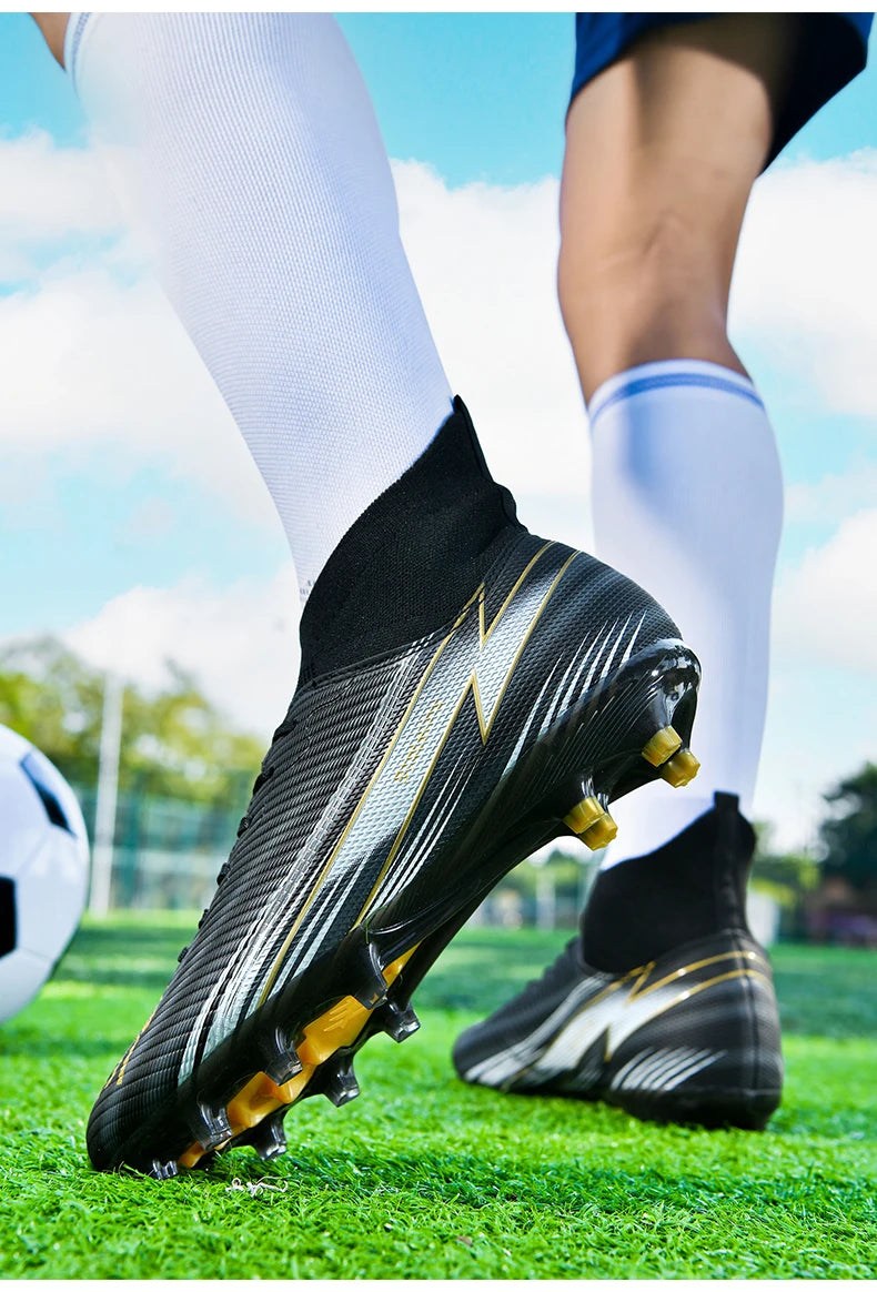 Nouvelles chaussures de football pour hommes, chaussures de match montantes, chaussures de futsal de haute qualité, chaussures de football d'intérieur antidérapantes, baskets d'extérieur, crampons pour gazon, meilleures v