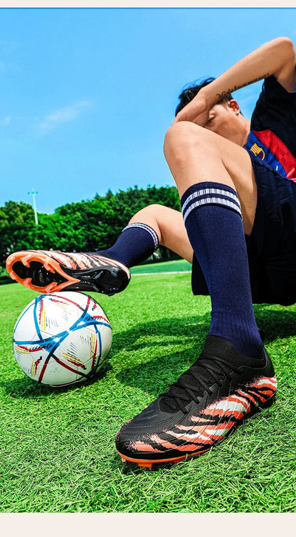 Nuevos zapatos de fútbol unisex para hombre, tacos de fútbol para adultos, ultraligeros, para exterior, deportivos, antideslizantes, cómodos, para césped, de alta calidad