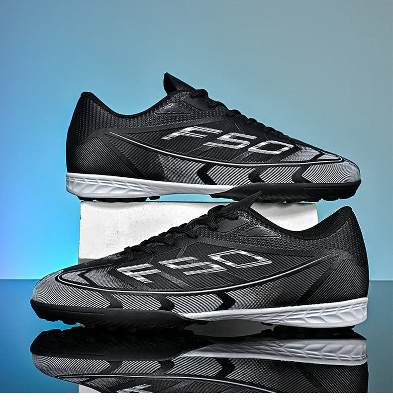 Nouvelles chaussures de football pour hommes, chaussures de sport ultralégères, chaussures de football pour matchs en plein air, futsal, haute cheville, respirantes, antidérapantes, de haute qualité