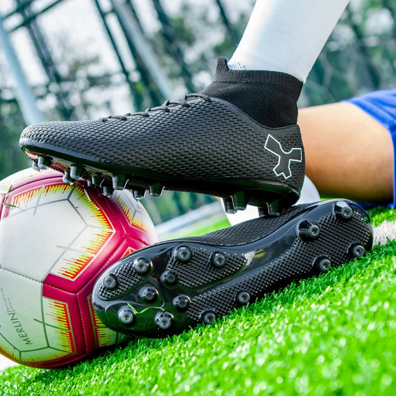 Chaussures de football pour hommes, modèle original, résistantes, pour terrain gazonné, crampons, antidérapantes, de haute qualité, confortables, chaussures de football pour activités de plein air.
