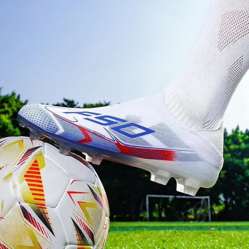 Nouvelles chaussures de football pour hommes, de haute qualité, très vendues, antidérapantes, mi-hautes, légères, pour l'extérieur, crampons de match, pour l'entraînement sur gazon.
