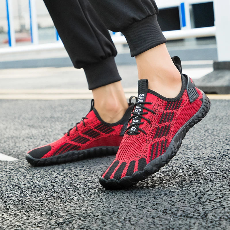 Water Shoes for Men Barefoot Beach Shoes Breathable Sport Shoes Quick Dry River Whtie Sea Aqua Sneakers Soft Beach Sneakers