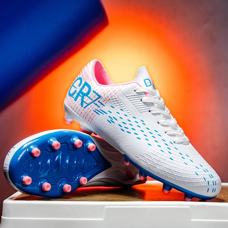 Low Cut Football Cleats Adopting Long TF Studs, Wear-resistant And Flexible, Suitable For Outdoor Field Sports