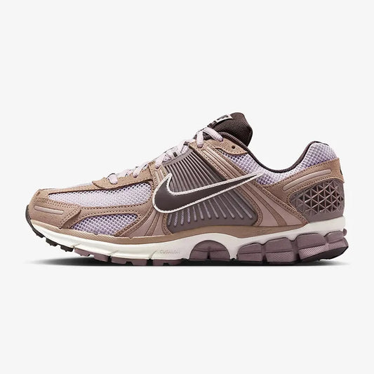 Nike's New Lightweight, Cushioning, and Wear-Resistant Travel Sports Jogging Shoes for Men and Women, Air Zoom Vomero 5, Comfortable Rebound Support Training Running Shoes, Retro Style Mixed Color Stitching Fashion Trendy Cas