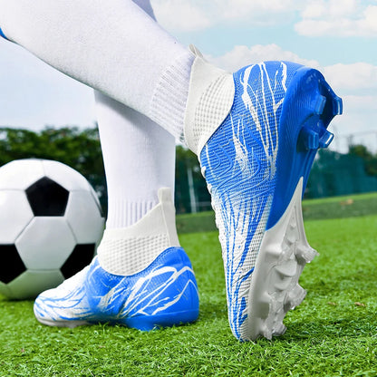 Nouvelles chaussures de football pour hommes, très vendues, chaussures de football à tige haute, crampons de futsal pour terrain en herbe, baskets d'intérieur de haute qualité, antidérapantes pour l'extérieur.