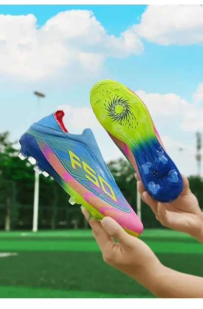 Nouvelles chaussures de football pour hommes, crampons mi-montants de haute qualité, légères, antidérapantes, pour l'extérieur et l'entraînement sur gazon, modèle très vendu
