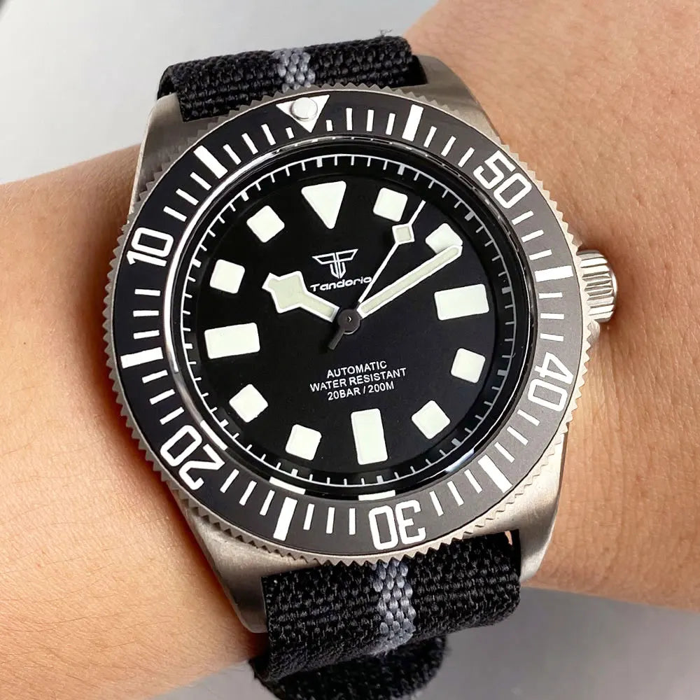 Titanium Case Tandorio 42mm Retro FXD NH35 PT5000 Mechanical Men Watch Sapphire 200M Diver Watches Luminous Montres hommes