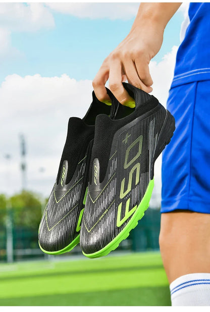 Nouvelles chaussures de football pour hommes, chaussures de futsal d'intérieur antidérapantes, crampons de match de haute qualité, chaussures de football, baskets, chaussures montantes pour terrain gazonné et extérieur