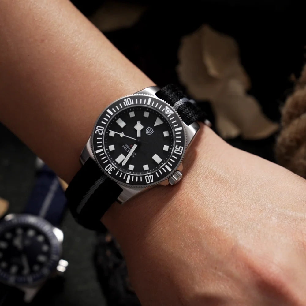 Watchdives EXD 40Mm Titanium Dive Watch Man VH31 Sweep Quartz Watches 200 Waterproof Ar Sapphire BGW9 Luminous 316L Wristwatch