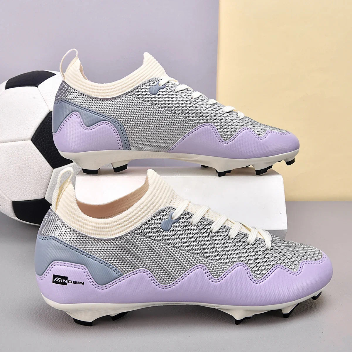Nouvelles chaussures de football pour hommes, baskets TF/FG, vente flash, chaussures de futsal de haute qualité, chaussures de football professionnelles, crampons pour femmes, ultra-légères, unisexes