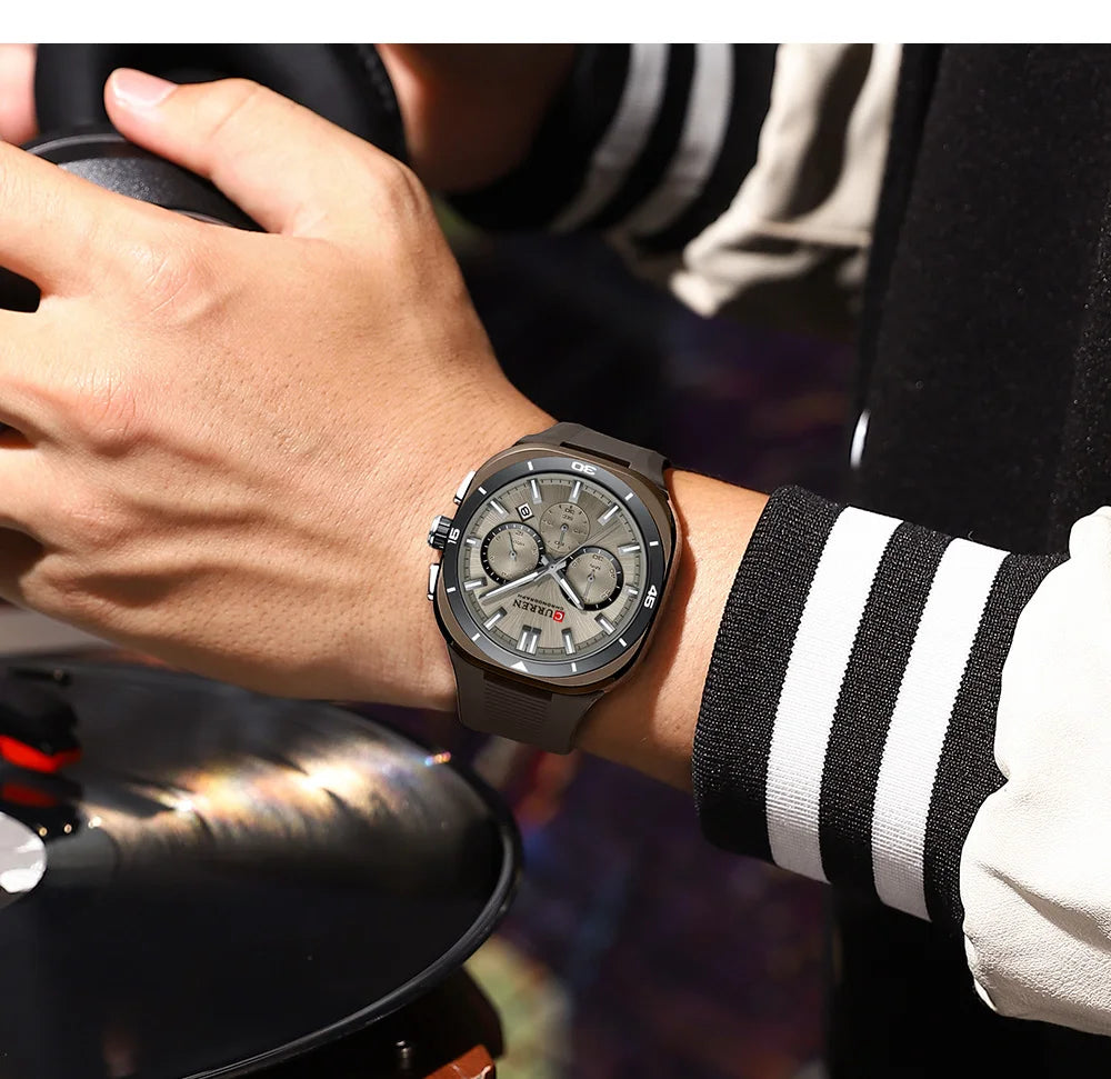 Reloj para hombre CURREN: nuevo modelo de lujo con mecanismo de cuarzo, correa de silicona, estilo deportivo, multifunción, resistente al agua, luminiscente, con indicador de fecha y cronómetro.