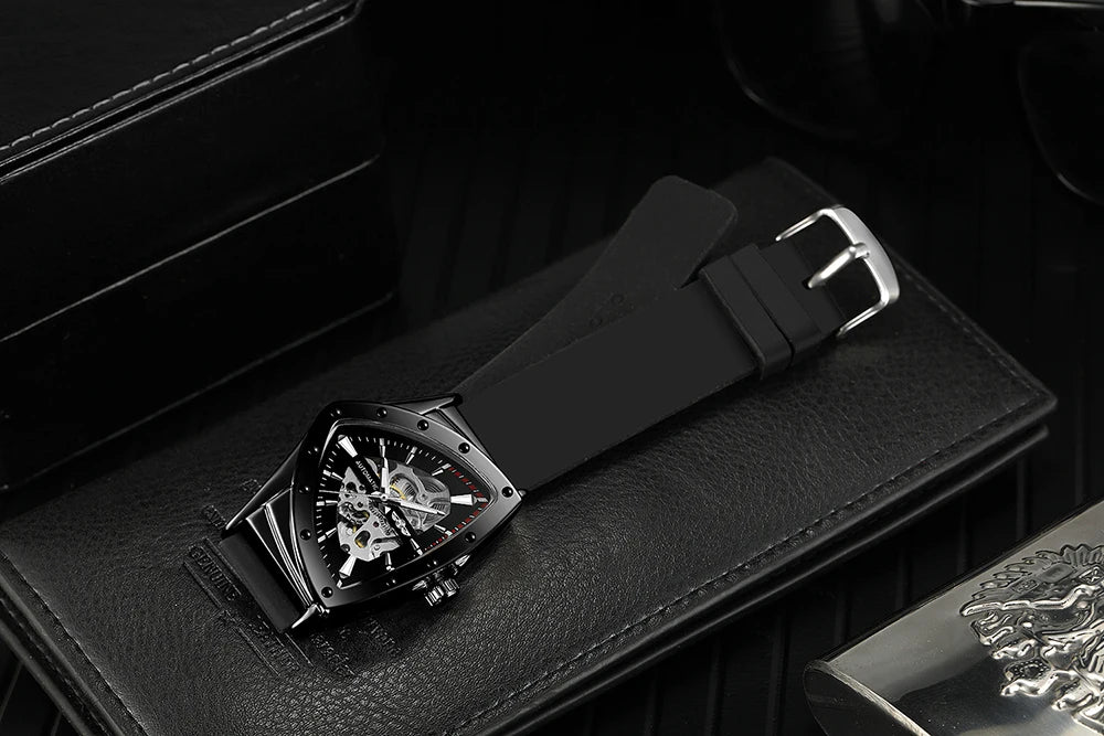 Reloj automático para hombre WINNER, diseño esqueleto triangular, agujas luminiscentes, correa de caucho, estilo militar, reloj mecánico de lujo
