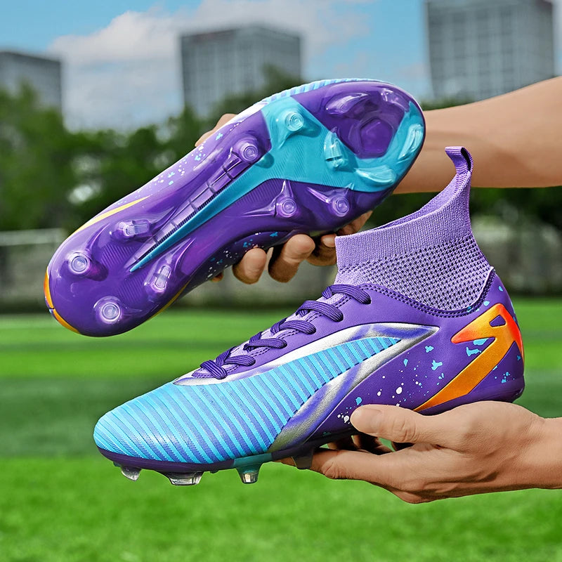 Nouvelles chaussures de football pour hommes, antidérapantes, pour futsal, à haute cheville, pour intérieur et extérieur, chaussures de sport de haute qualité, bottes de football ultralégères antidérapantes