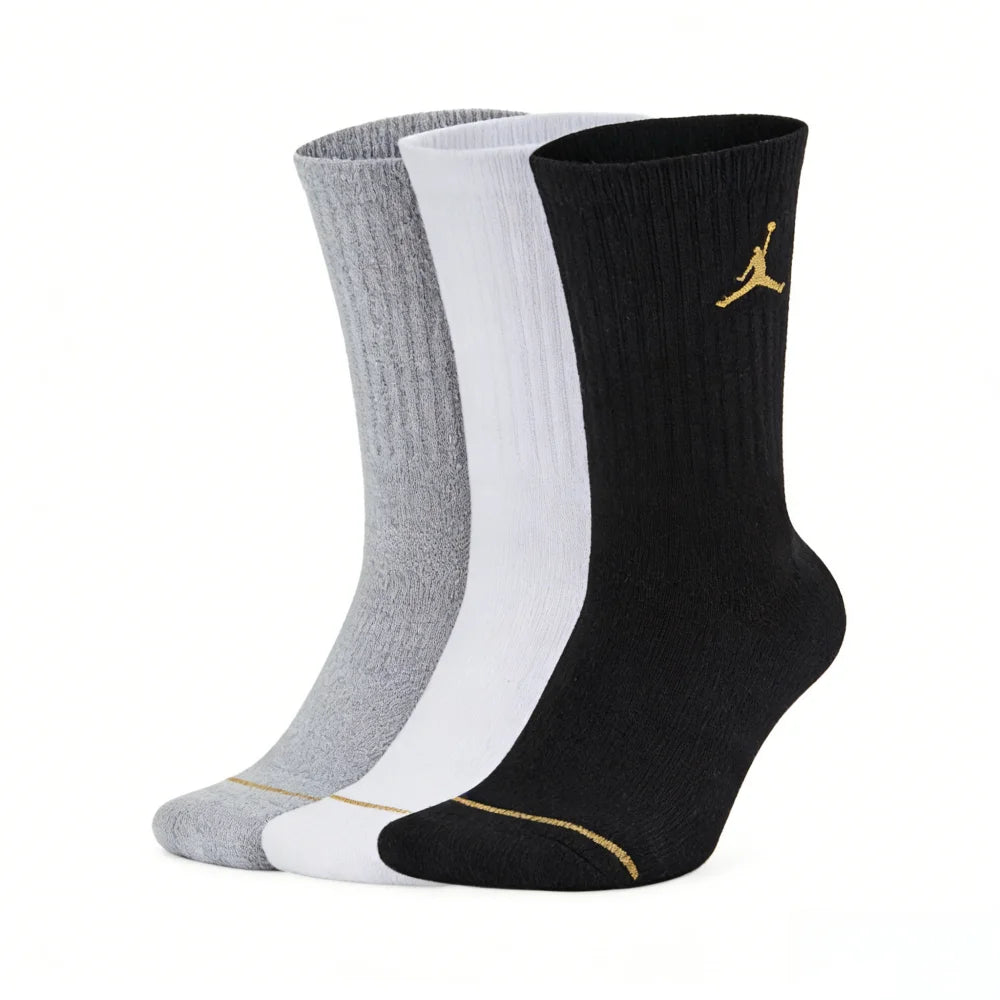 Nike Socks: 3-Pack of Men's and Women's Sports Socks / Basketball Socks / Durable, Moisture-Wicking Cotton Socks SX5545-100