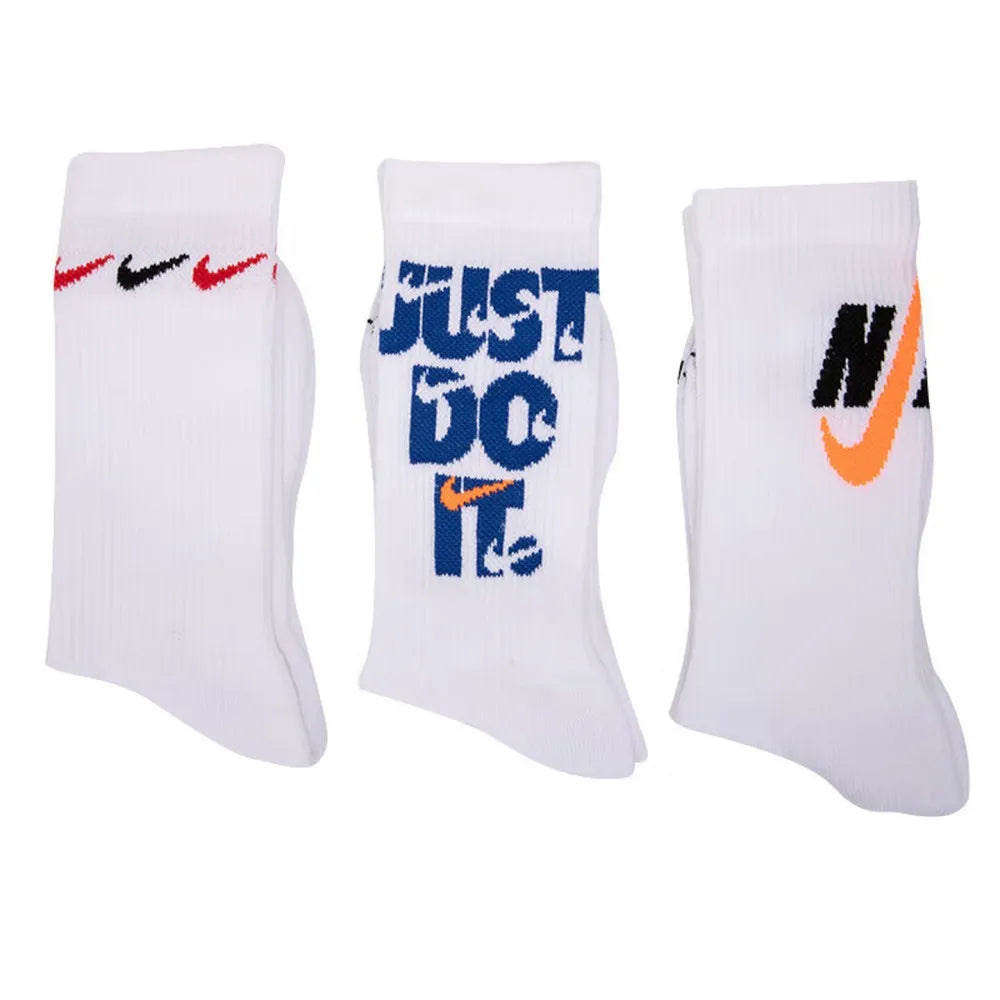 Nike Socks: 3-Pack of Men's and Women's Sports Socks / Basketball Socks / Durable, Moisture-Wicking Cotton Socks SX5545-100