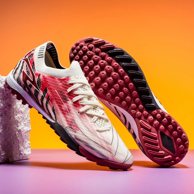 Chaussures de football unisexe TF Turf, semelle en caoutchouc résistante à l'usure, tige en PU confortable, chaussures légères pour les matchs sur gazon en extérieur.