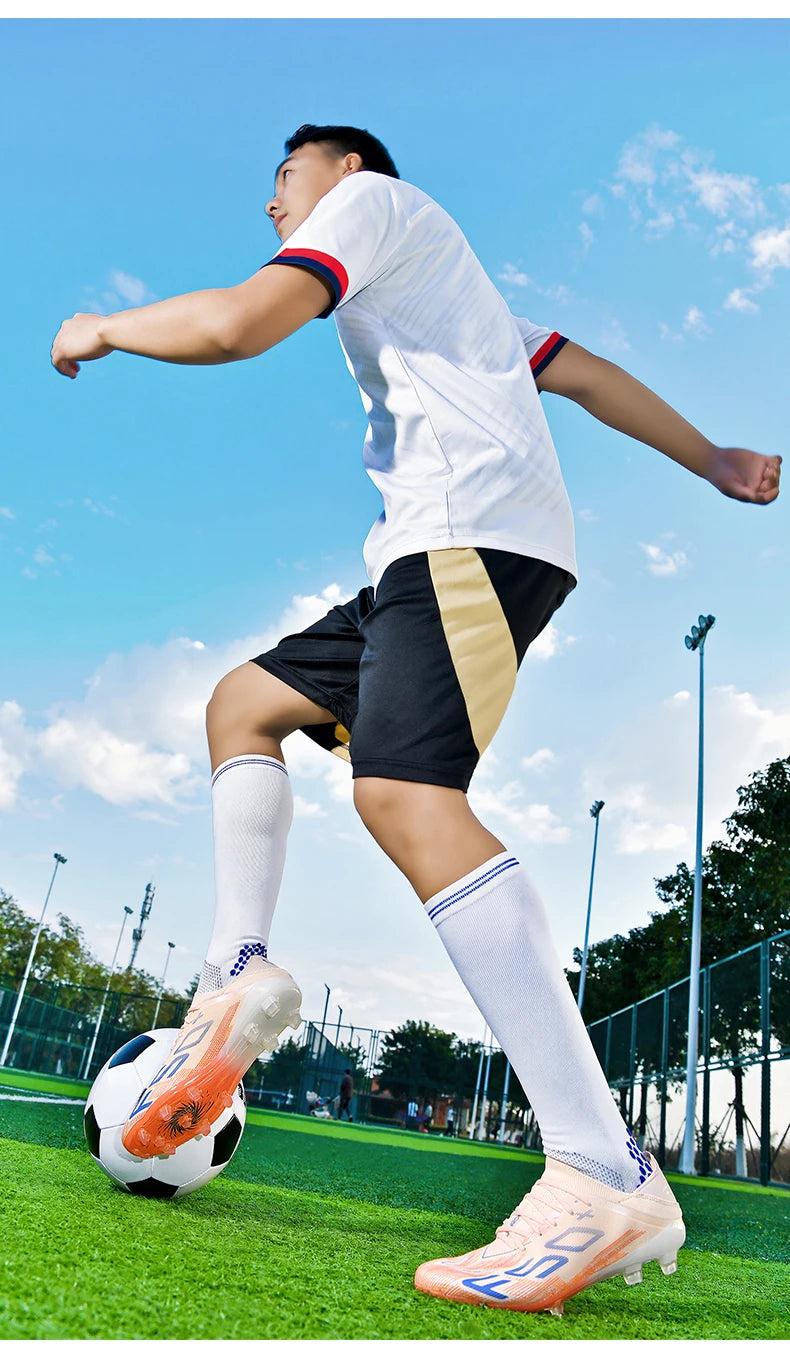 New Men Soccer Shoes Futsal Football Boots Sneakers Match Grass Cleats High-quality Non-Slip Indoor Hot-selling High-top Outdoor