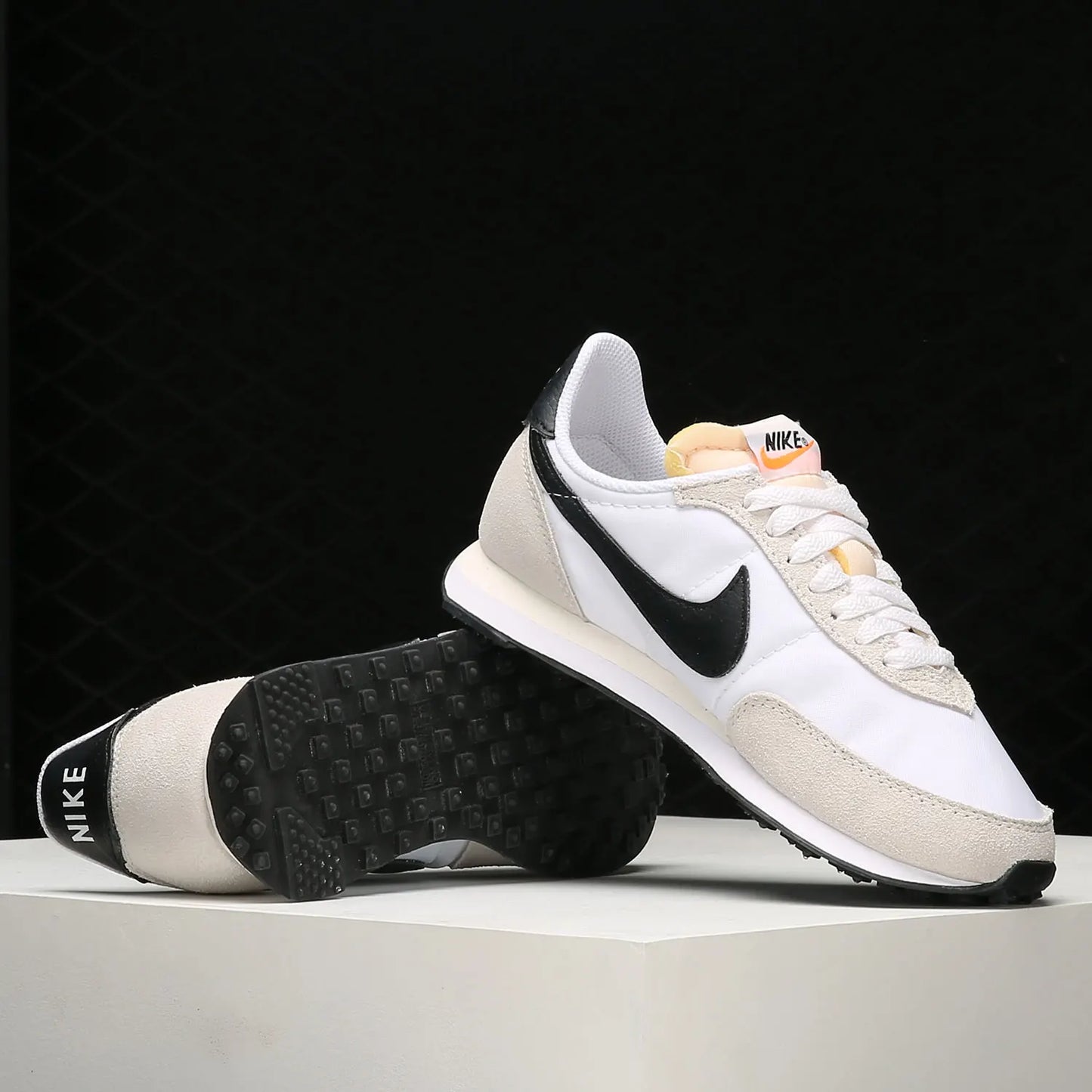 Nike Authentic Waffle Trainer 2 Men's Women's Sports Casual Shoes DA8291-100