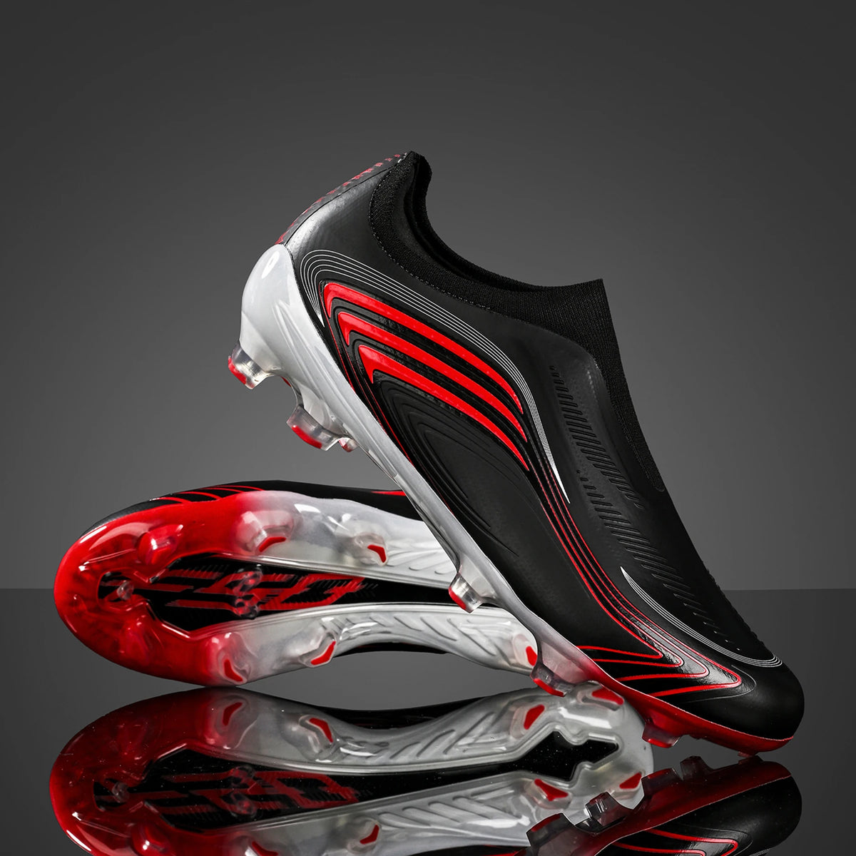 Chaussures de football AG FG pour hommes et femmes, crampons longs offrant une excellente adhérence, empeigne ventilée, crampons de football professionnels et durables.