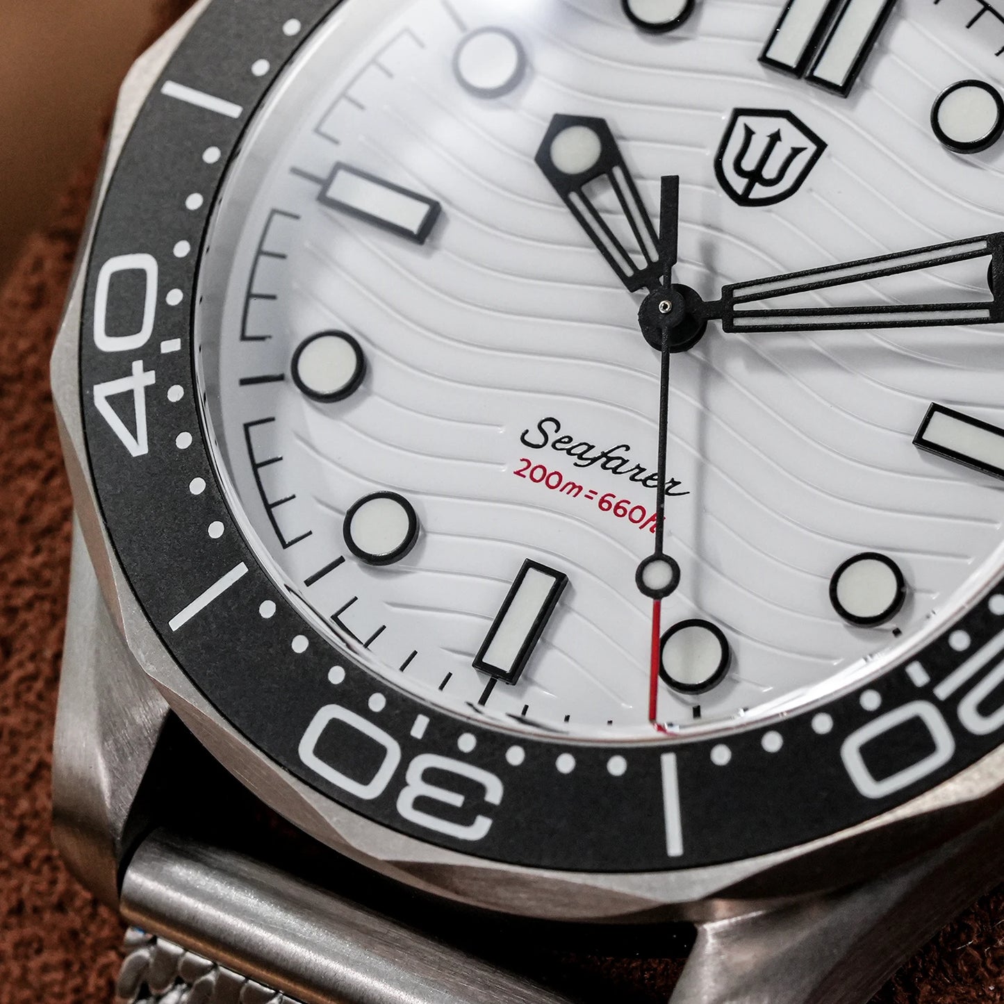 Watchdives WD007Q Diver Watch VH31 Sweep Second Quartz Movement Luminous Domed Sapphire Crystal Watches 42mm Titanium Watches