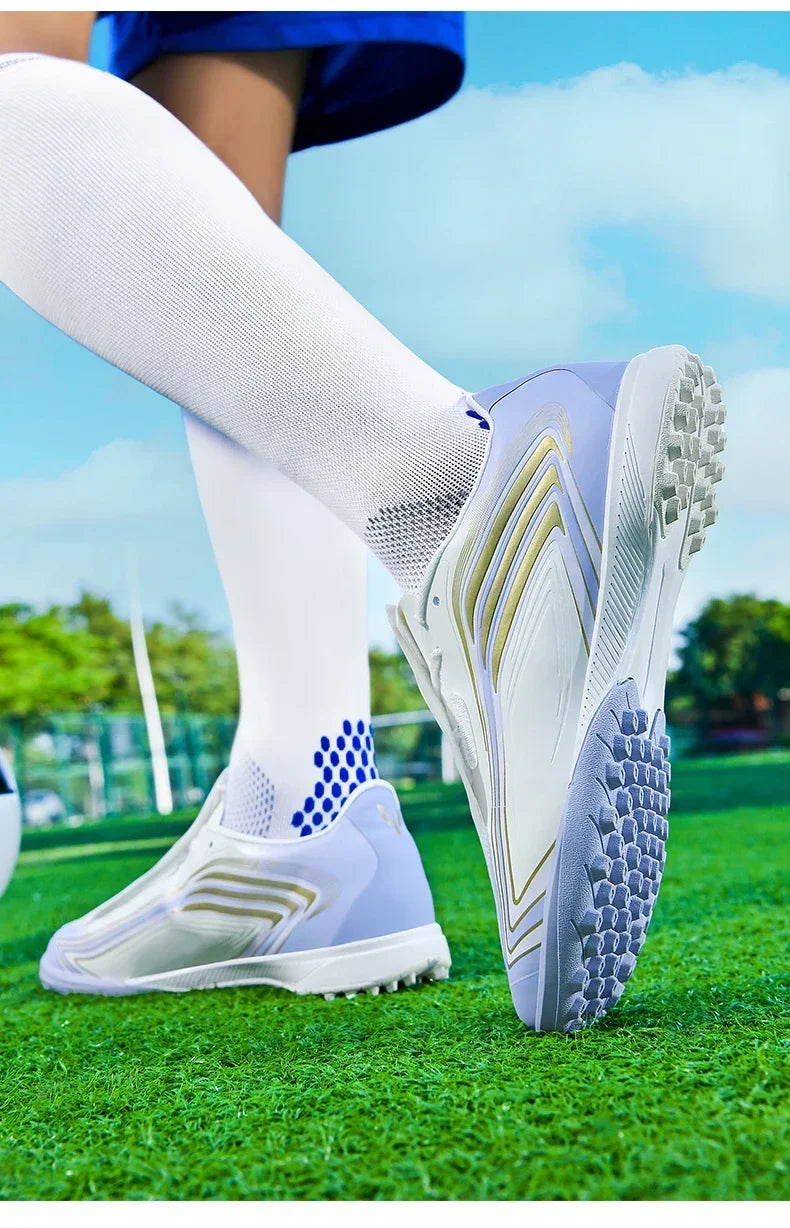 Nouvelles chaussures de football pour hommes, baskets de futsal, crampons antidérapants de haute qualité pour intérieur, chaussures de football à crampons très vendues, chaussures de match pour terrain gazon, chaussures
