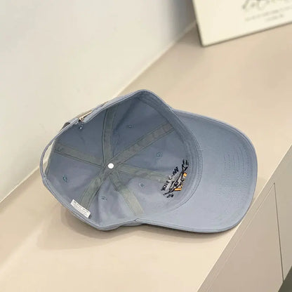 Baseballkappe – Stickerei mit Katzen- und Fischmotiv