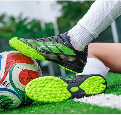 Nouvelles chaussures de football pour hommes, chaussures de sport d'extérieur, chaussures de match professionnelles, baskets antidérapantes, chaussures de football d'entraînement, chaussures ultralégères unisexes