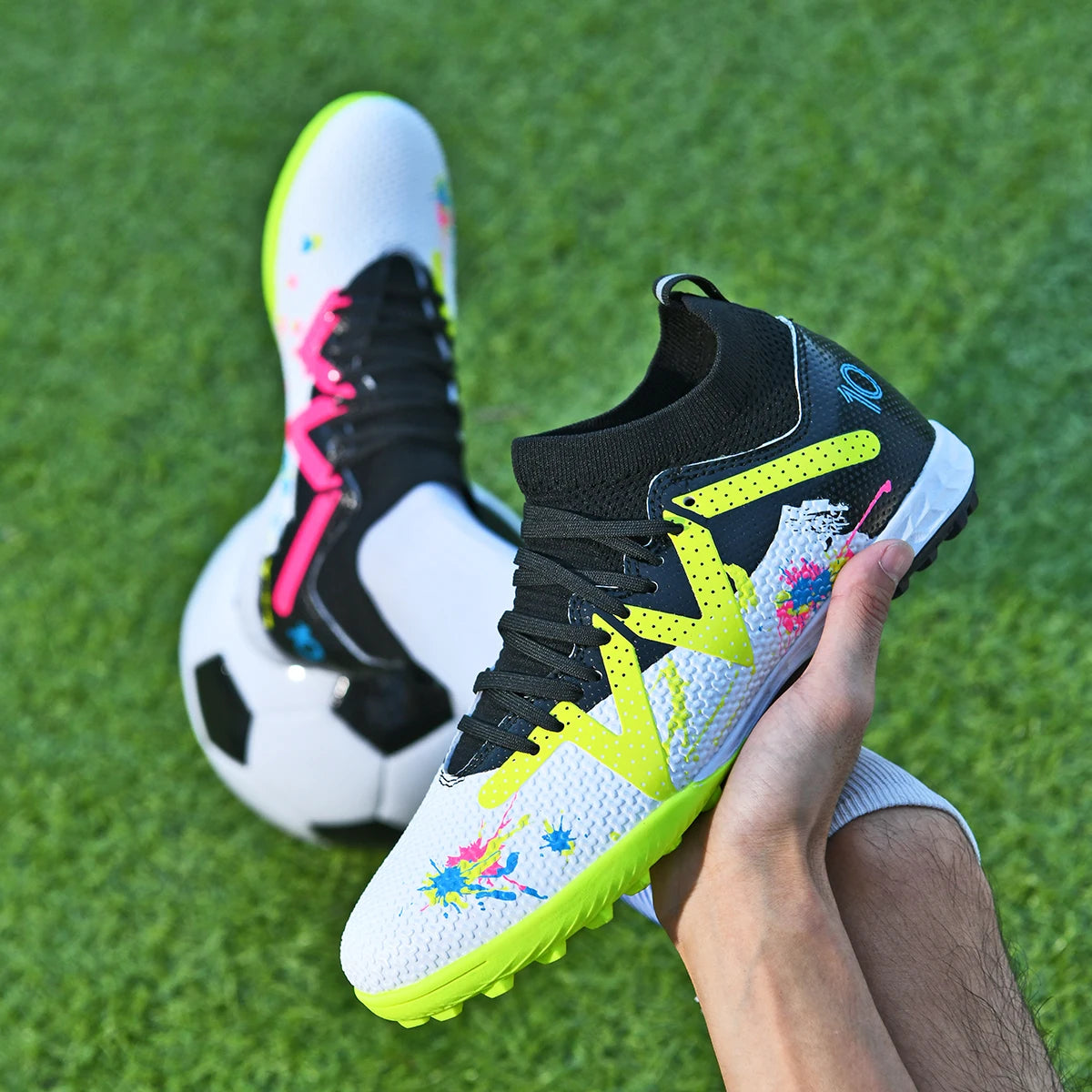 TF Turf Soccer Shoes PU Fabric Breathable Upper Rubber Sole Wear Resistant Anti Slip Men Women Kids Youth Training Sneakers