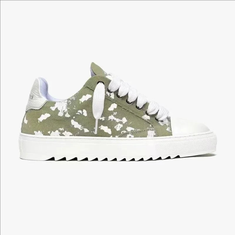 Chaussures de skate décontractées et respirantes pour hommes, semelle épaisse, baskets de sport polyvalentes, en toile grise denim imprimée, style spray, chaussures en toile