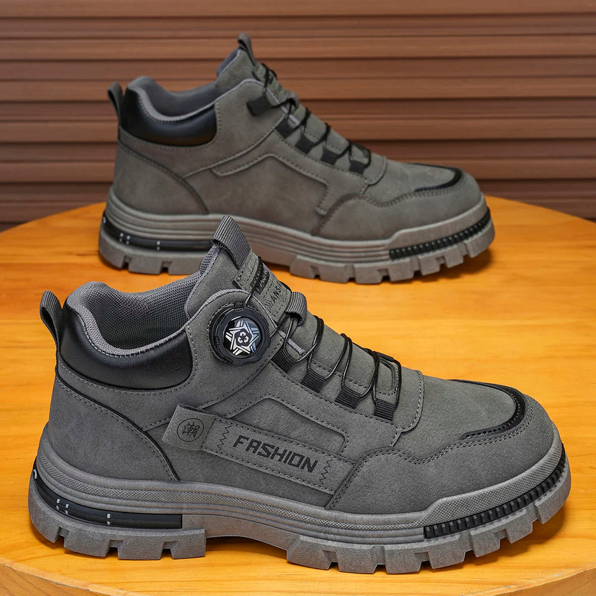 Low-Top Men's Platform Sports Outdoor Traditional Footwear - Lace-Up Stylish Trendy Street Hiking Skate Shoes