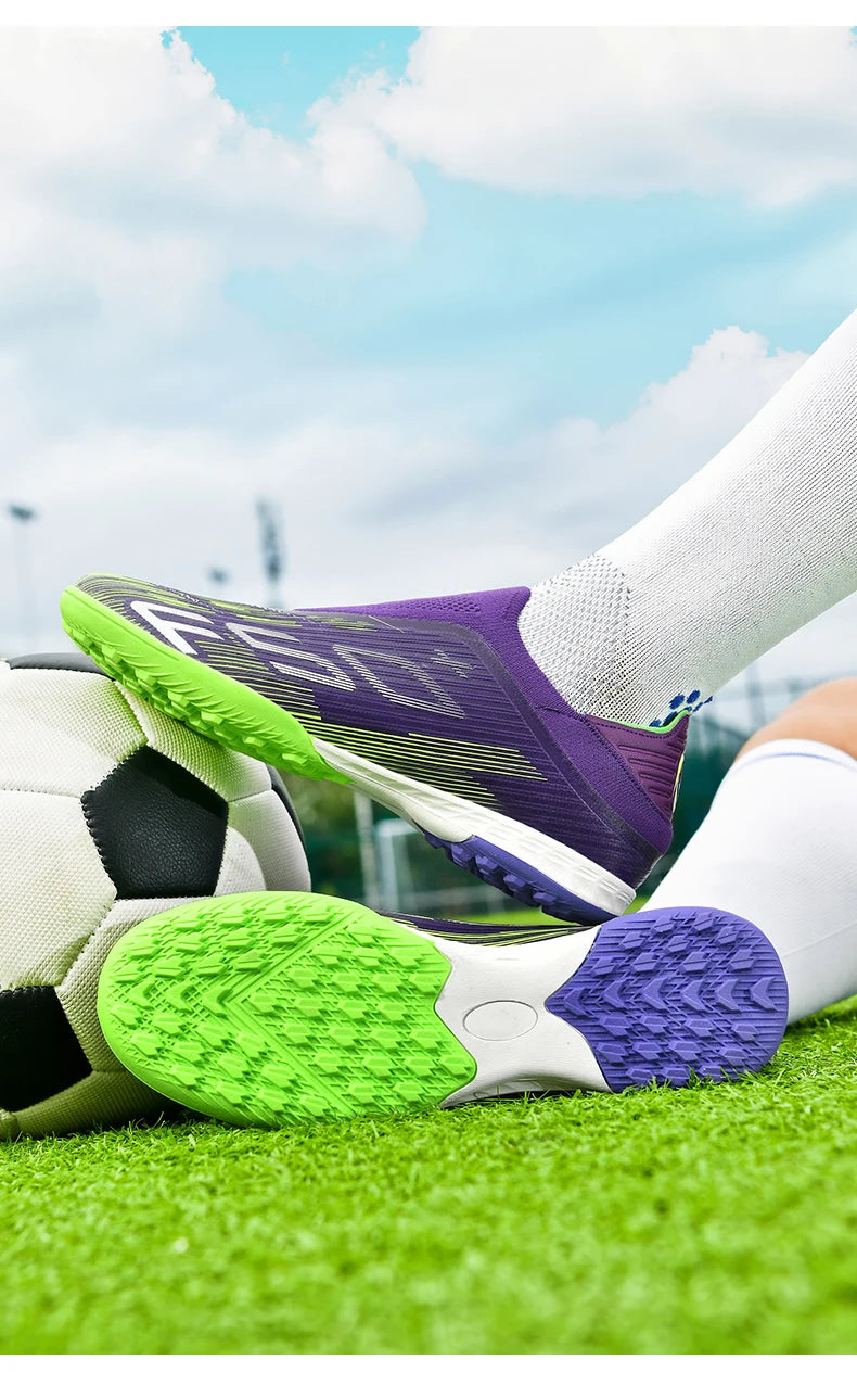 New Men's Football Boots Futsal Non Slip Turf Comfortable Ultralight Fg Grass Cleats Soccer Shoes Sport Indoor Adult Non-Slip