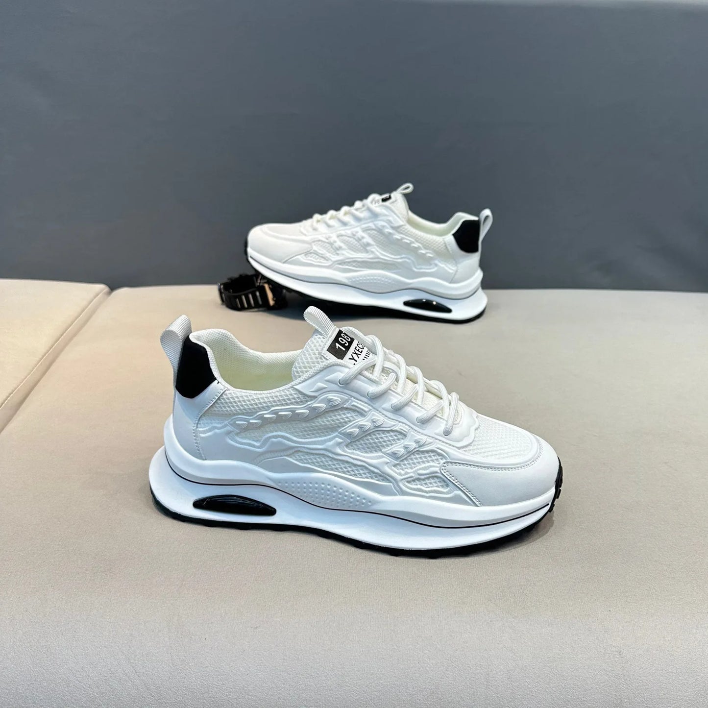 Men's Summer 2025 New Soft Bottom Breathable Mesh Sports Shoes Casual Versatile White Sneakers Lightweight Comfortable Runnin...