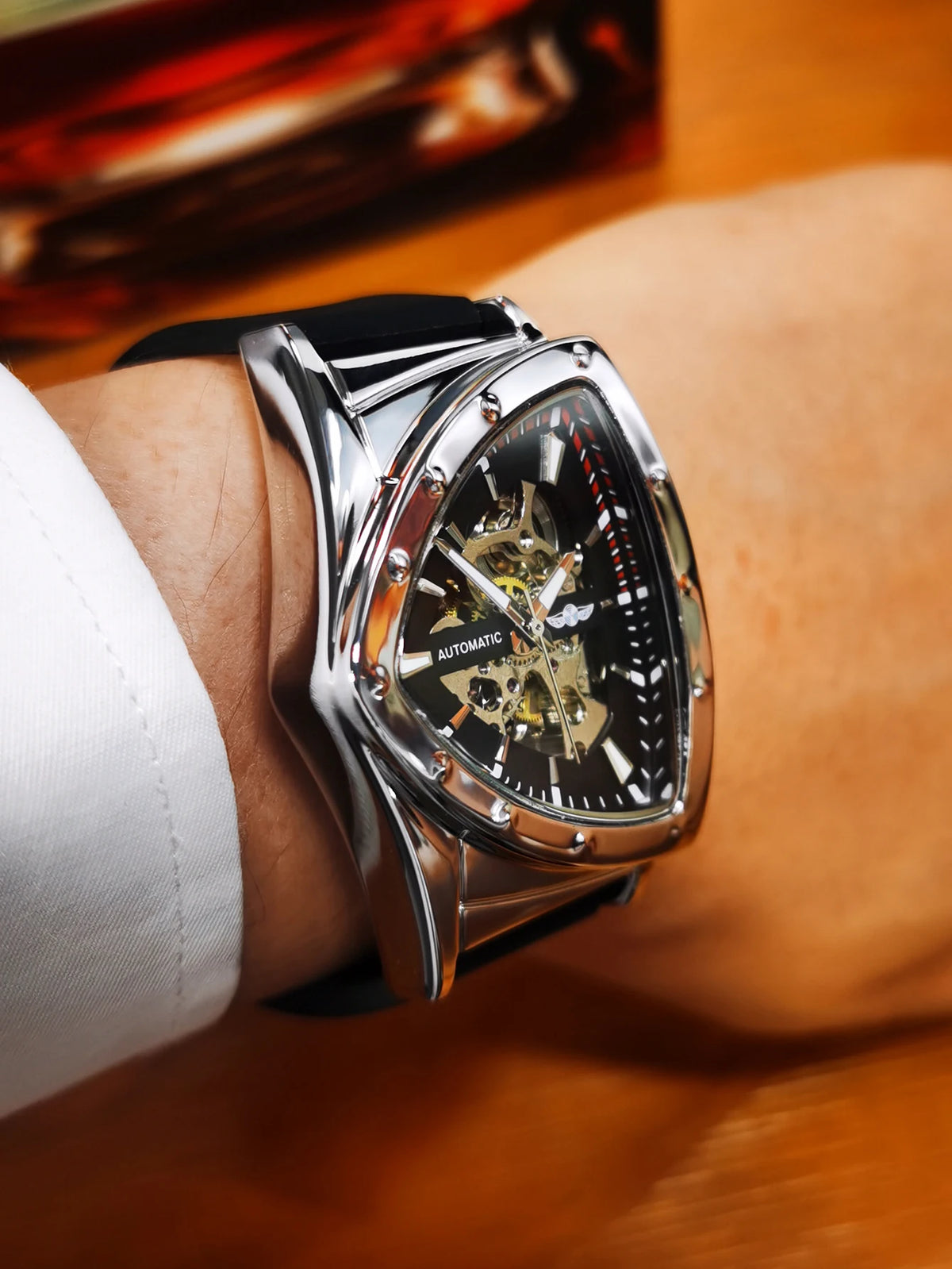 Reloj automático para hombre WINNER, diseño esqueleto triangular, agujas luminiscentes, correa de caucho, estilo militar, reloj mecánico de lujo