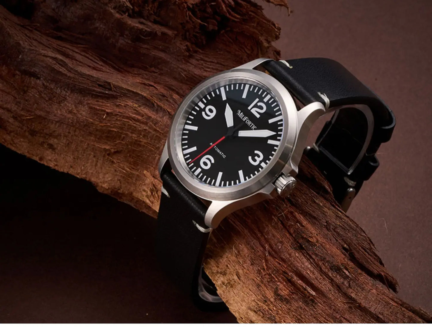 Milifortic Military Watch 39mm NH38 Automatic Mechanical Movement Retro Sapphire Crystal BGW9 Lume Leather Strap 10Bar Watch Men