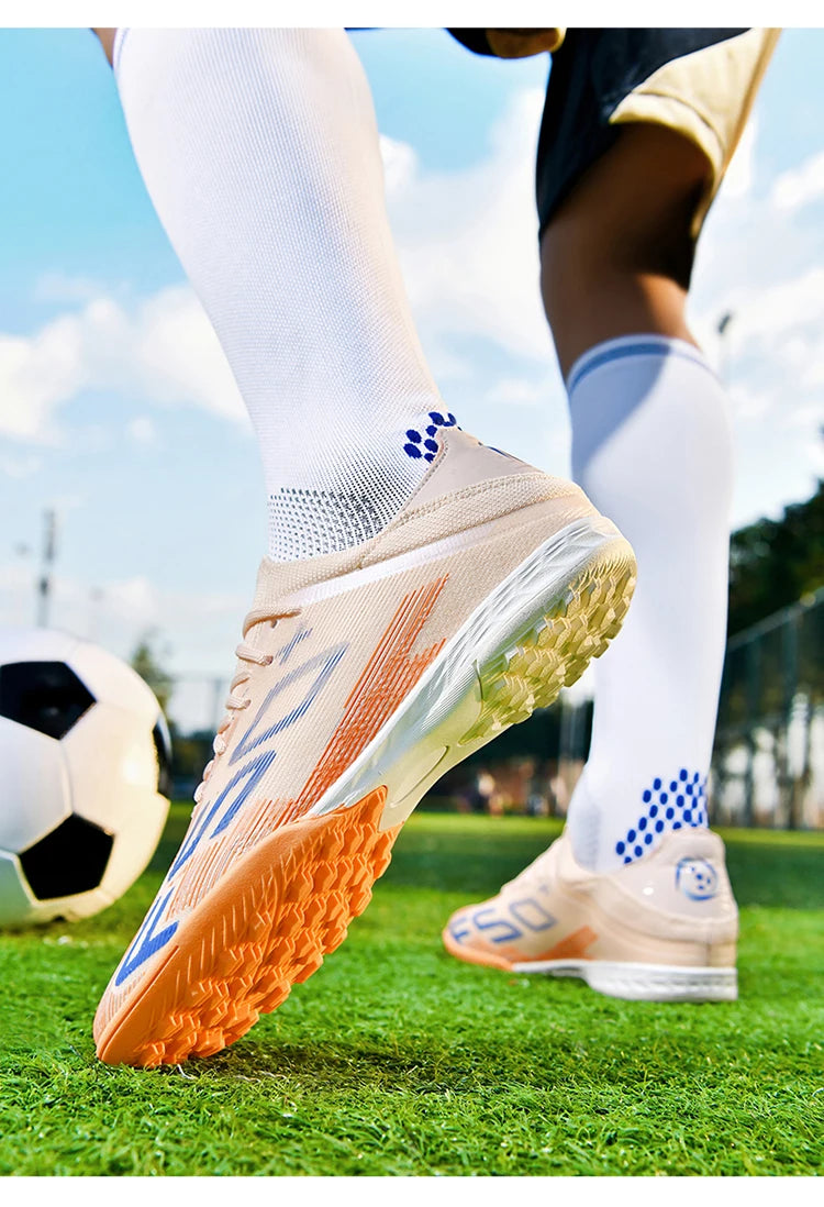 Ultralight Outdoor Sport Men's Soccer Shoes Training Football Sneakers for Youth Turf Soccer Cleats Cleats Non-Slip