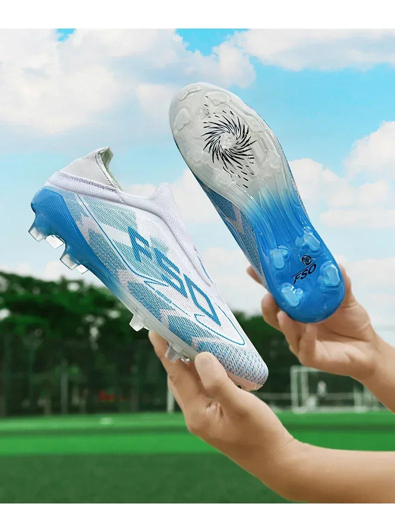 Nouvelles chaussures de football pour hommes, crampons de haute qualité, bottes de football pour terrain en herbe, idéales pour les matchs en extérieur, baskets légères mi-hautes, très vendues, antidérapantes, pour l'e