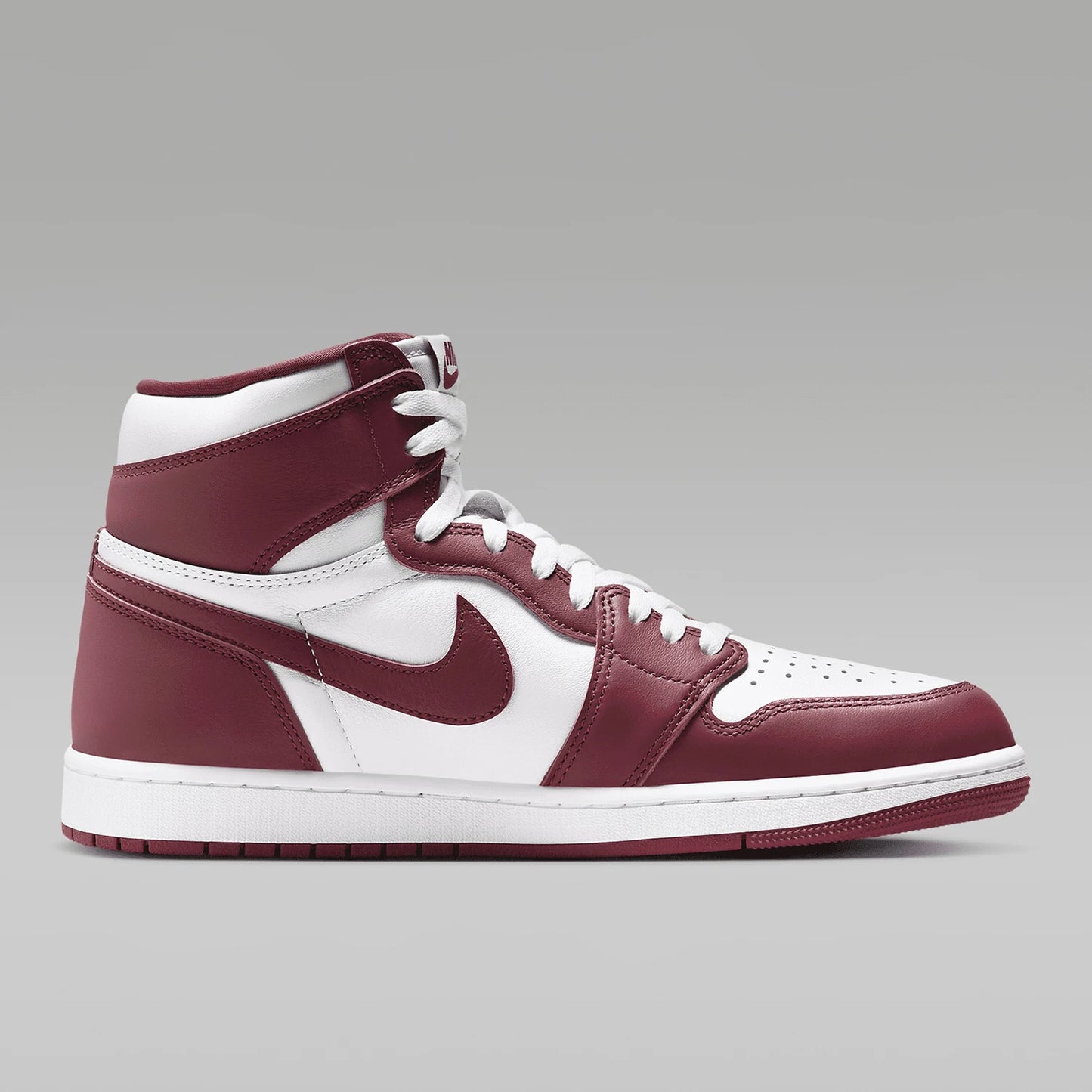 Nike Authentic Air Jordan 1 Men's Lightweight Cushioned Sneakers DZ5485-160