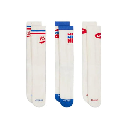Nike Socks: 3-Pack of Men's and Women's Sports Socks / Basketball Socks / Durable, Moisture-Wicking Cotton Socks SX5545-100