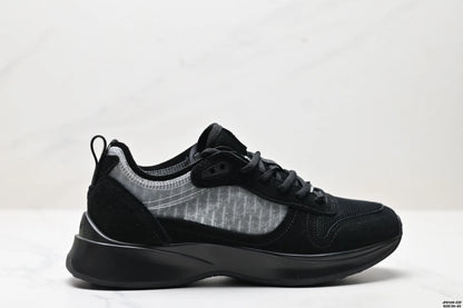 Low-Top Casual Men's Sneakers Fashionable Sport Shoes Comfortable Walking Shoes Men's Footwear Breathable Leather Upper
