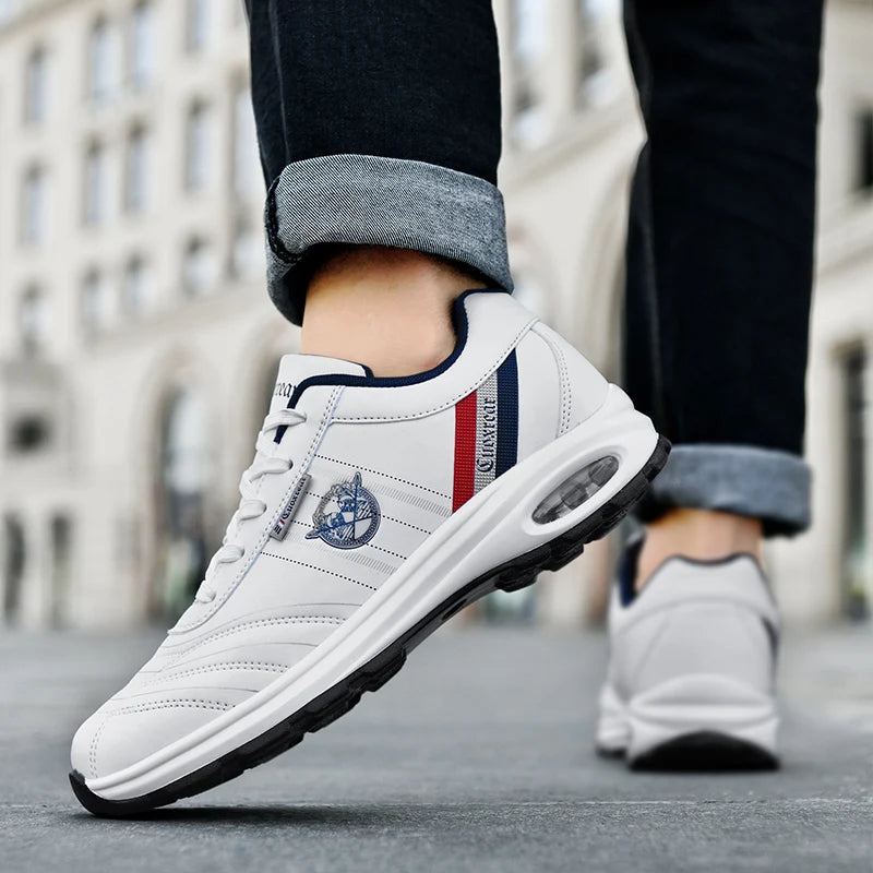 Chaussures de sport pour hommes grande taille respirant confortable résistant à l'usure Snekaers semelle souple chaussures de course plates décontractées pour homme