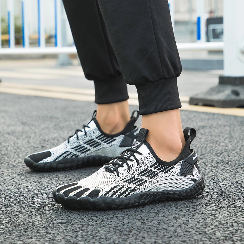 Water Shoes for Men Barefoot Beach Shoes Breathable Sport Shoes Quick Dry River Whtie Sea Aqua Sneakers Soft Beach Sneakers