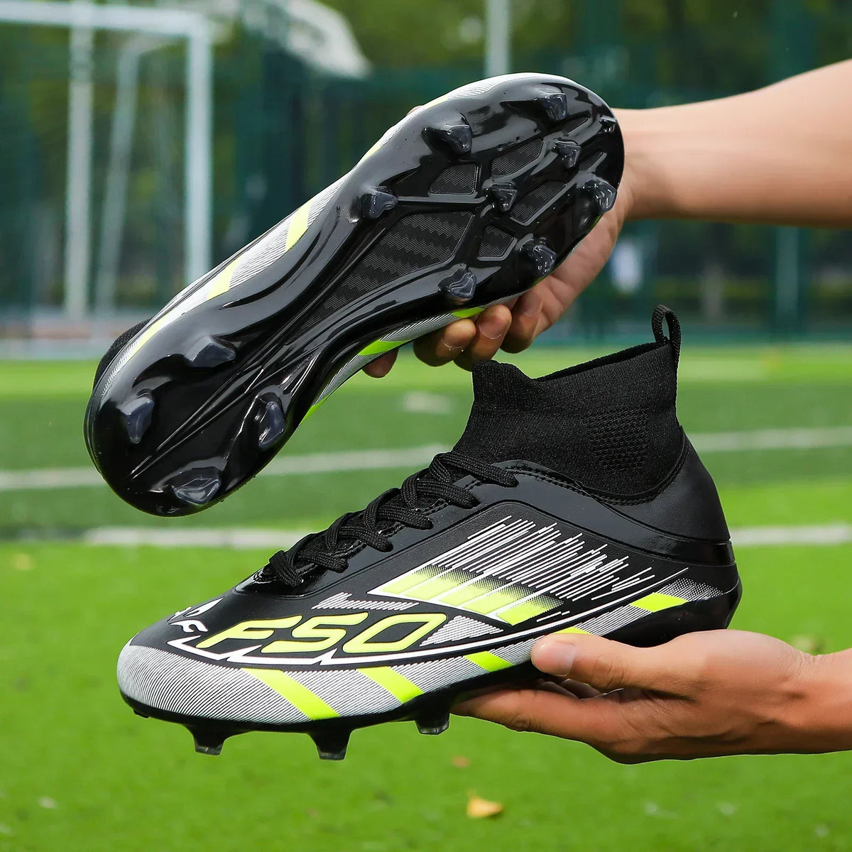 Nouvelles chaussures de football pour hommes, antidérapantes TF/FG, chaussures de sport confortables pour garçons et femmes, chaussures de sport à la cheville, chaussures de football professionnelles, baskets