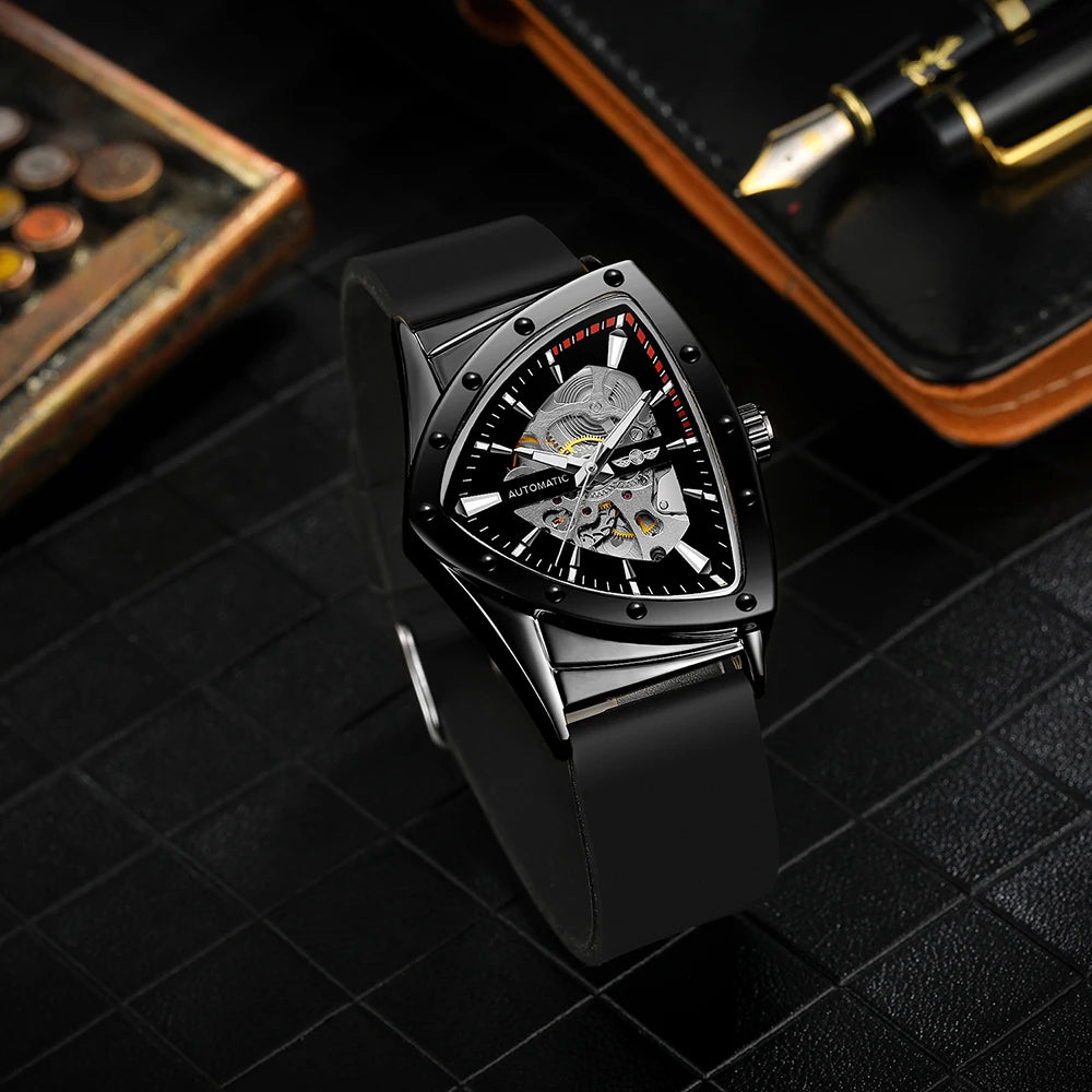 Reloj automático para hombre WINNER, diseño esqueleto triangular, agujas luminiscentes, correa de caucho, estilo militar, reloj mecánico de lujo